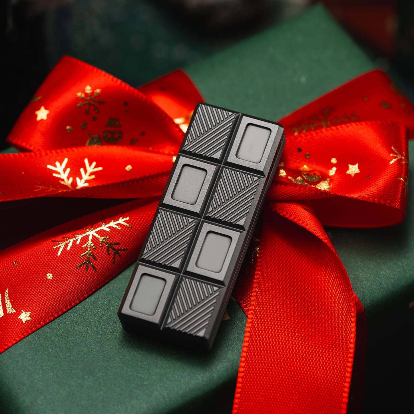 01EDC 只禁优惠代码 Wafer Biscuit 2.0-Chocolate Blasted Zirconium (ships in 20 days)