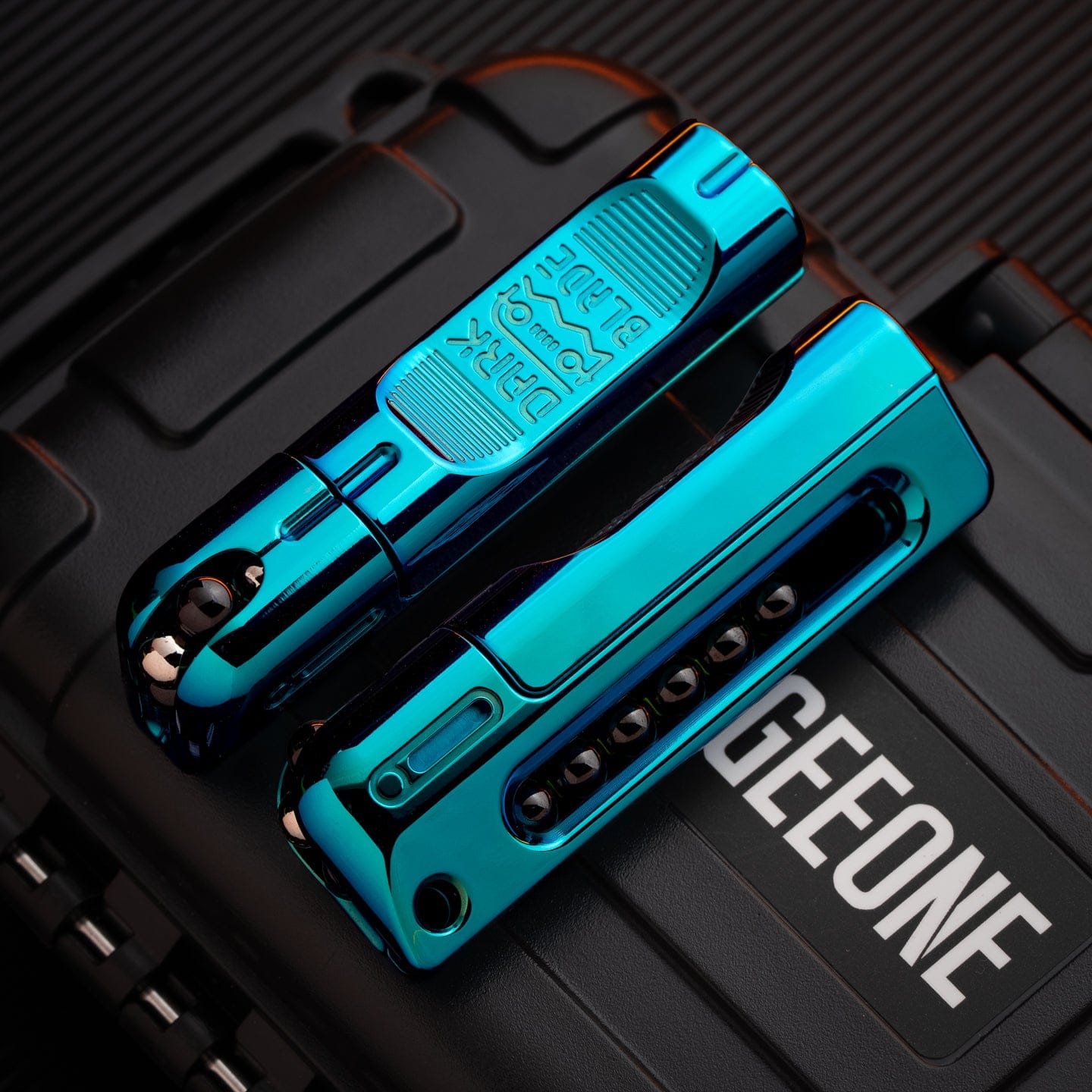 Basement Director 只禁优惠代码 Dark Blade Slider Polished Zirconium-Indigo