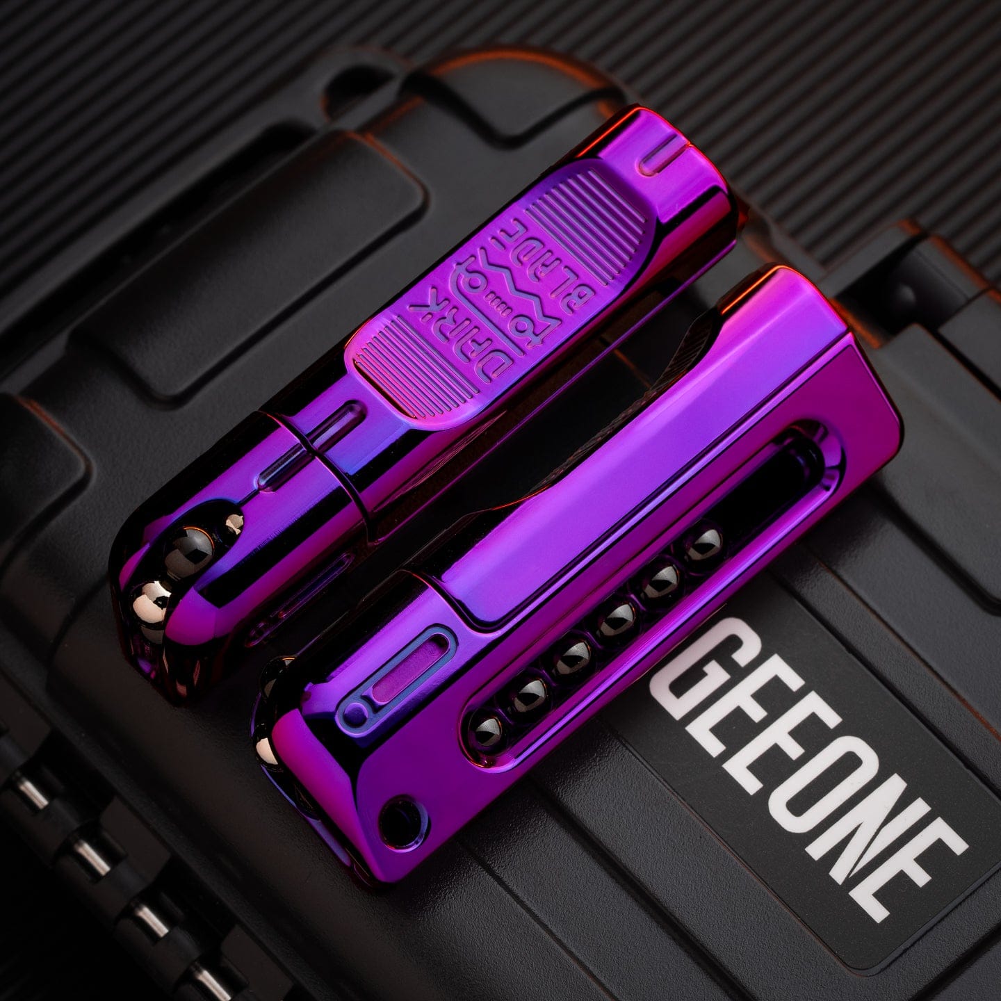 Basement Director 只禁优惠代码 Dark Blade Slider Polished Zirconium-purple