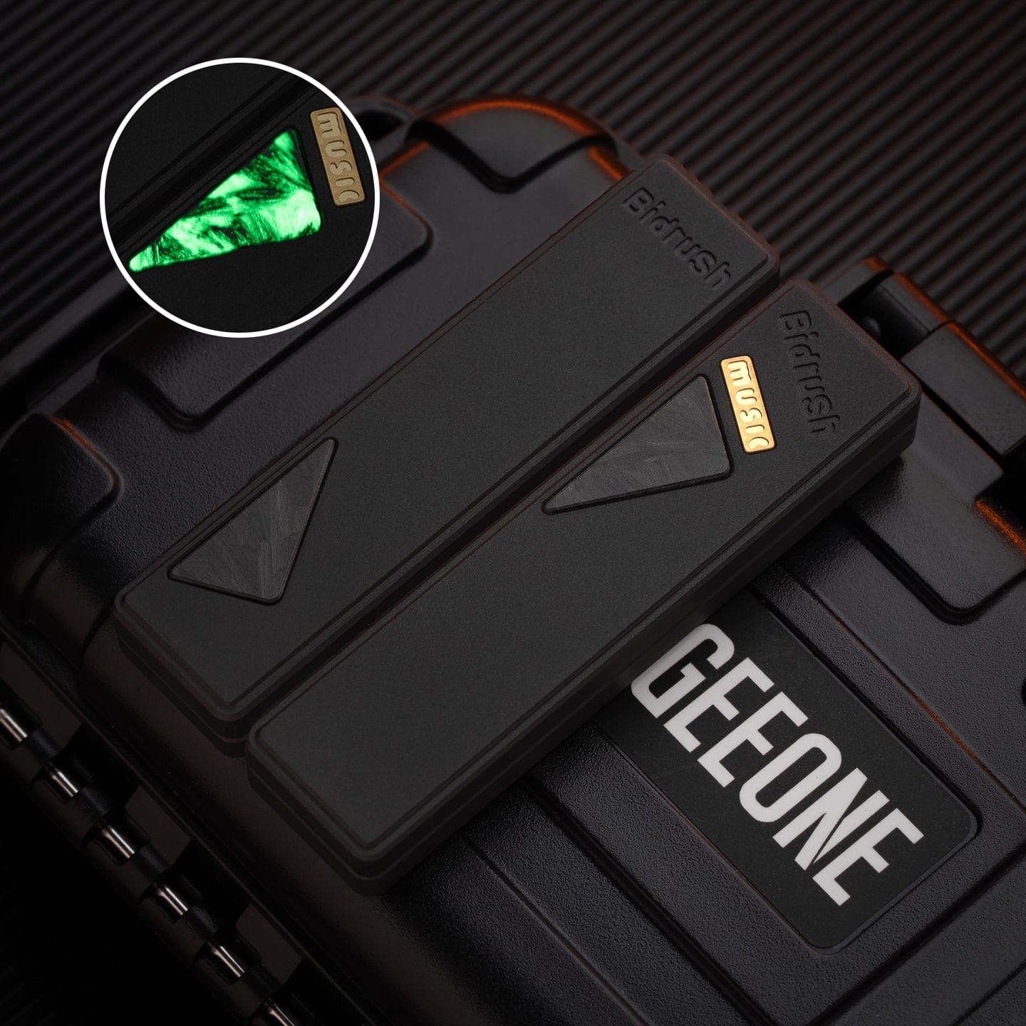 BidRush EDC 禁店铺满减及优惠代码 MINI BOX Blackened Titanium+luminous carbon fiber plate (ships in 45 days)