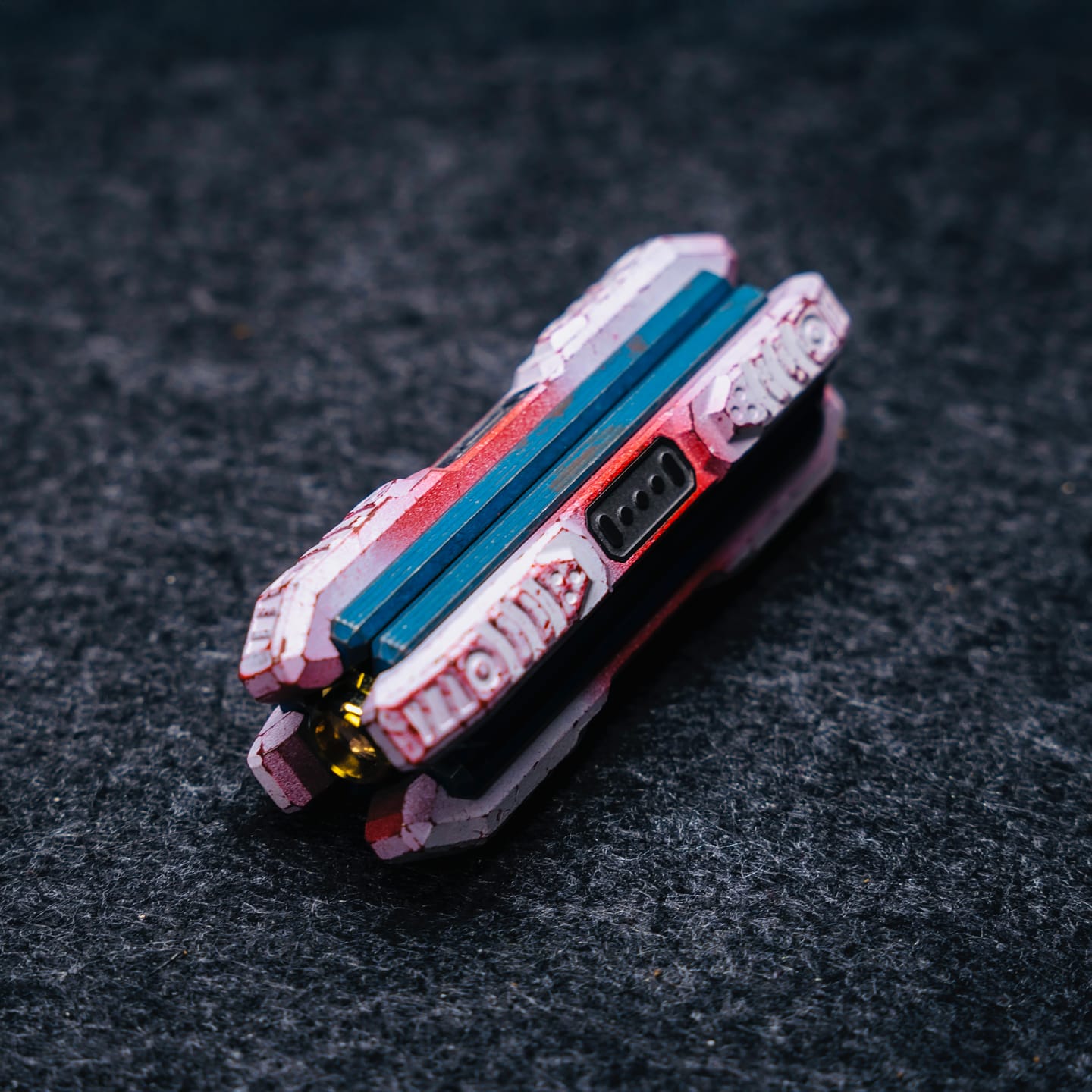 BOX EDC 只禁优惠代码 Rail Striker Titanium - Egret