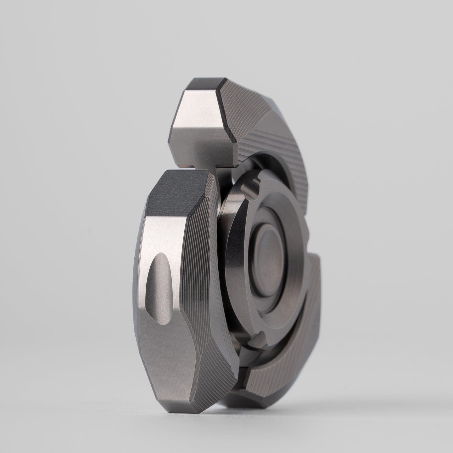 DJG 禁店铺满减及优惠代码 SPINETIC