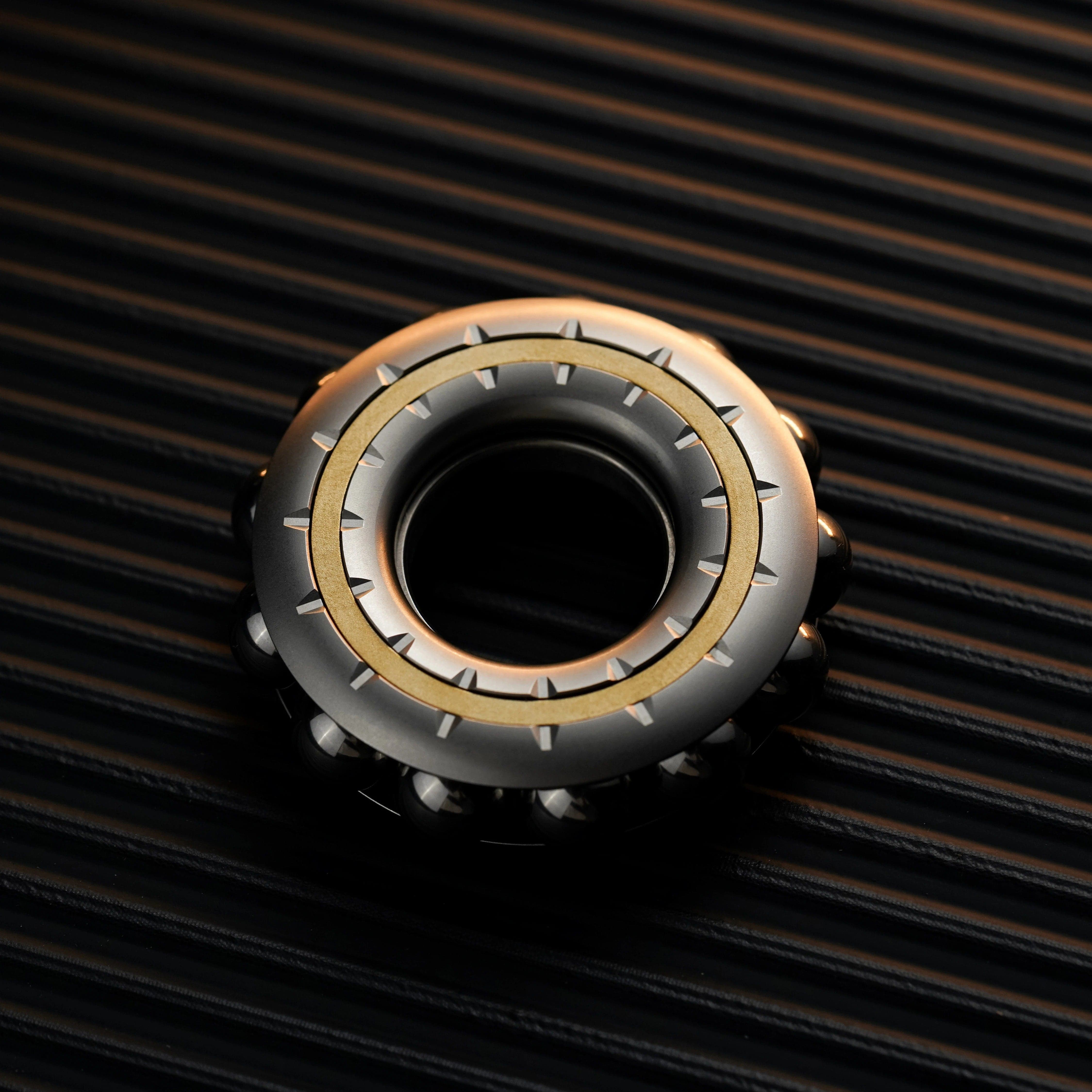 DJG Fidget Spinner Precept Precept / Stainless Steel+Brass plate