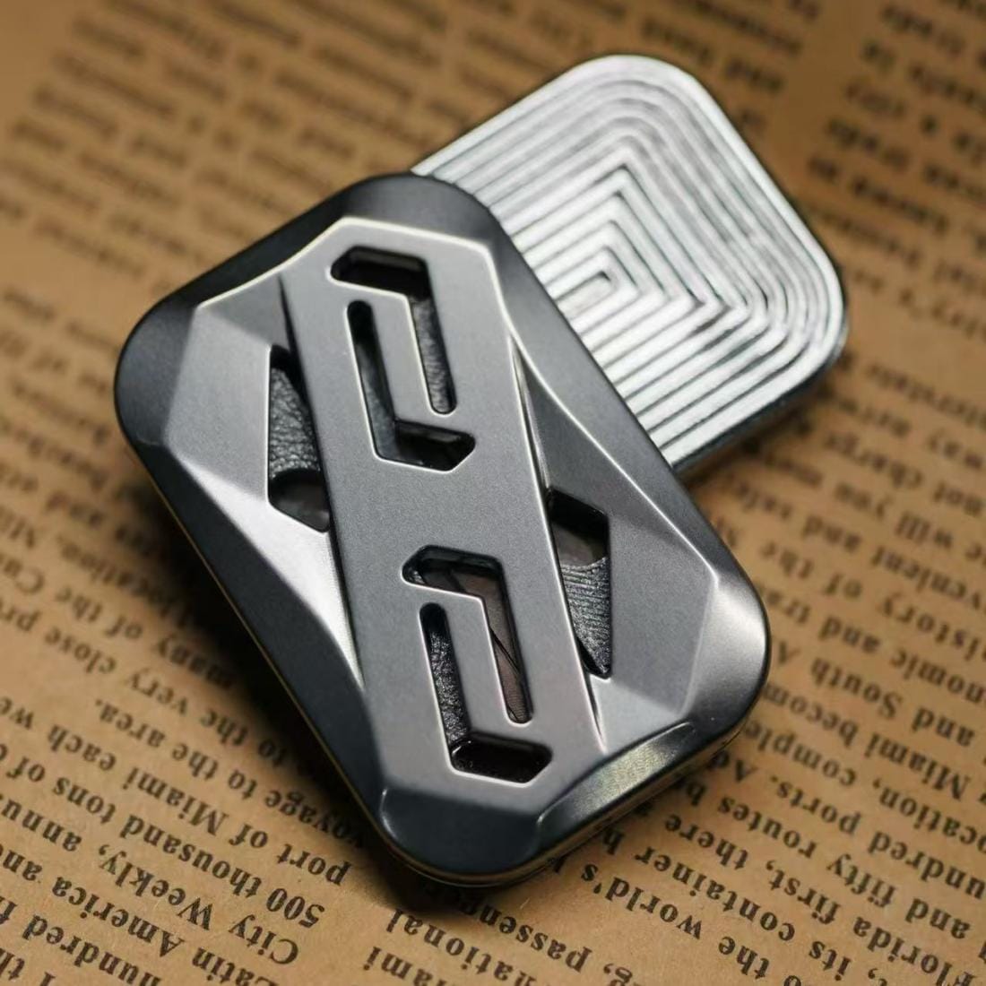 DR EDC Fidget Slider Polar Front