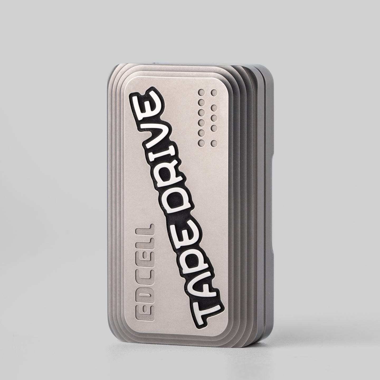 EDCELL 只禁优惠代码 TAPE DRIVE Titanium