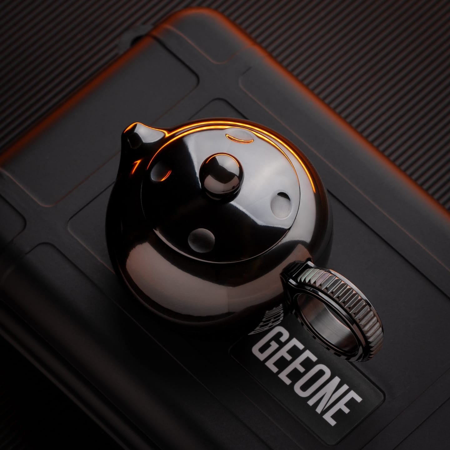 GEEK 只禁优惠代码 Teapot Zirconium Black