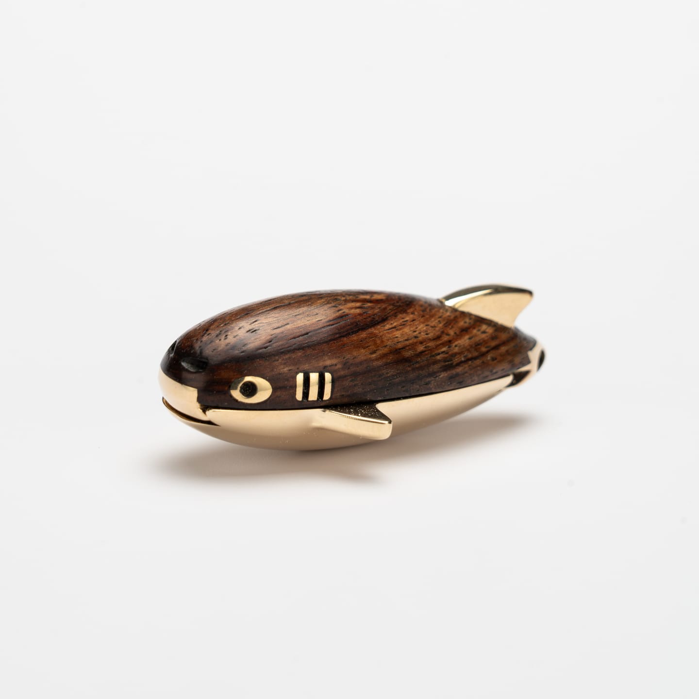 HF EDC 只禁优惠代码 Red Bean Shark Scented Rosewood+Brass (ships in 3 days)