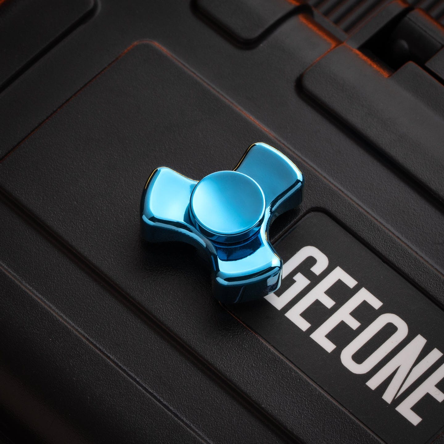 KASH EDC 只禁优惠代码 Kiddo Spinner Titanium-blue (tri spinner)