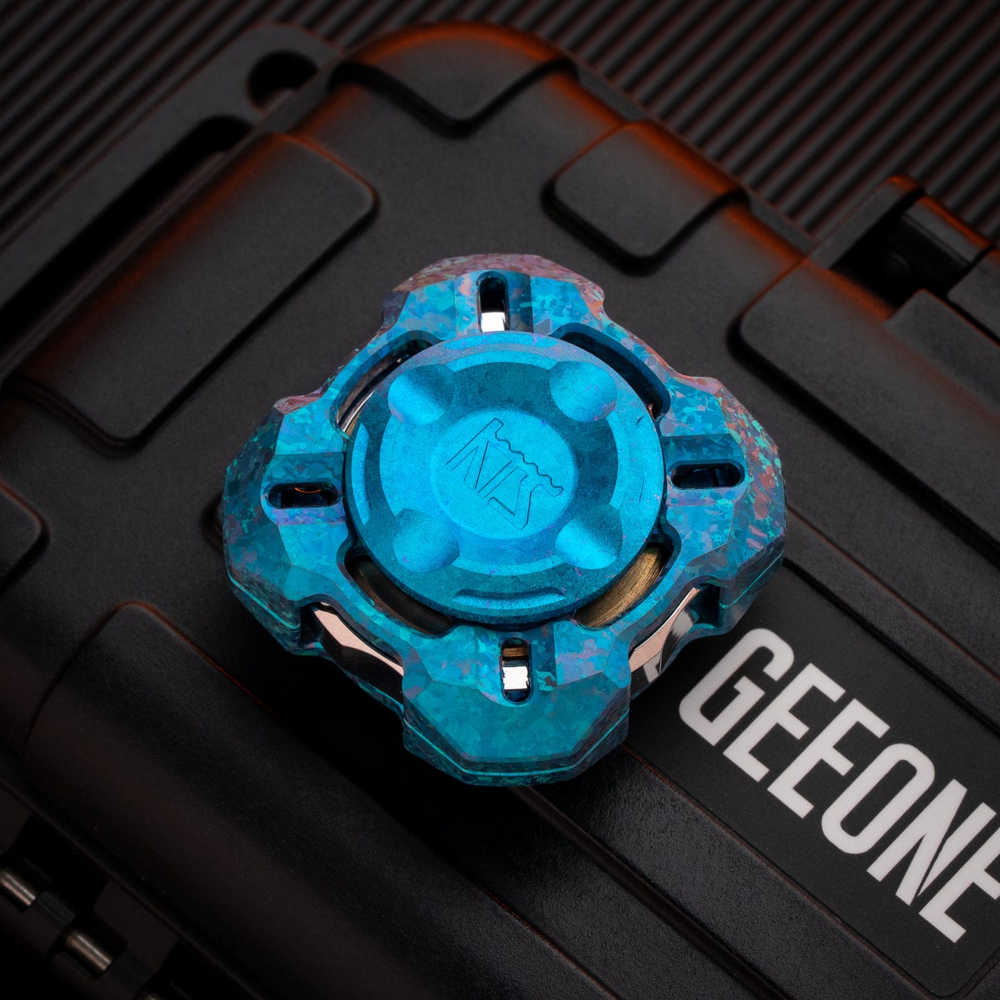 KTS 只禁优惠代码 M4 Tenon Spinner Crystal Titanium-blue