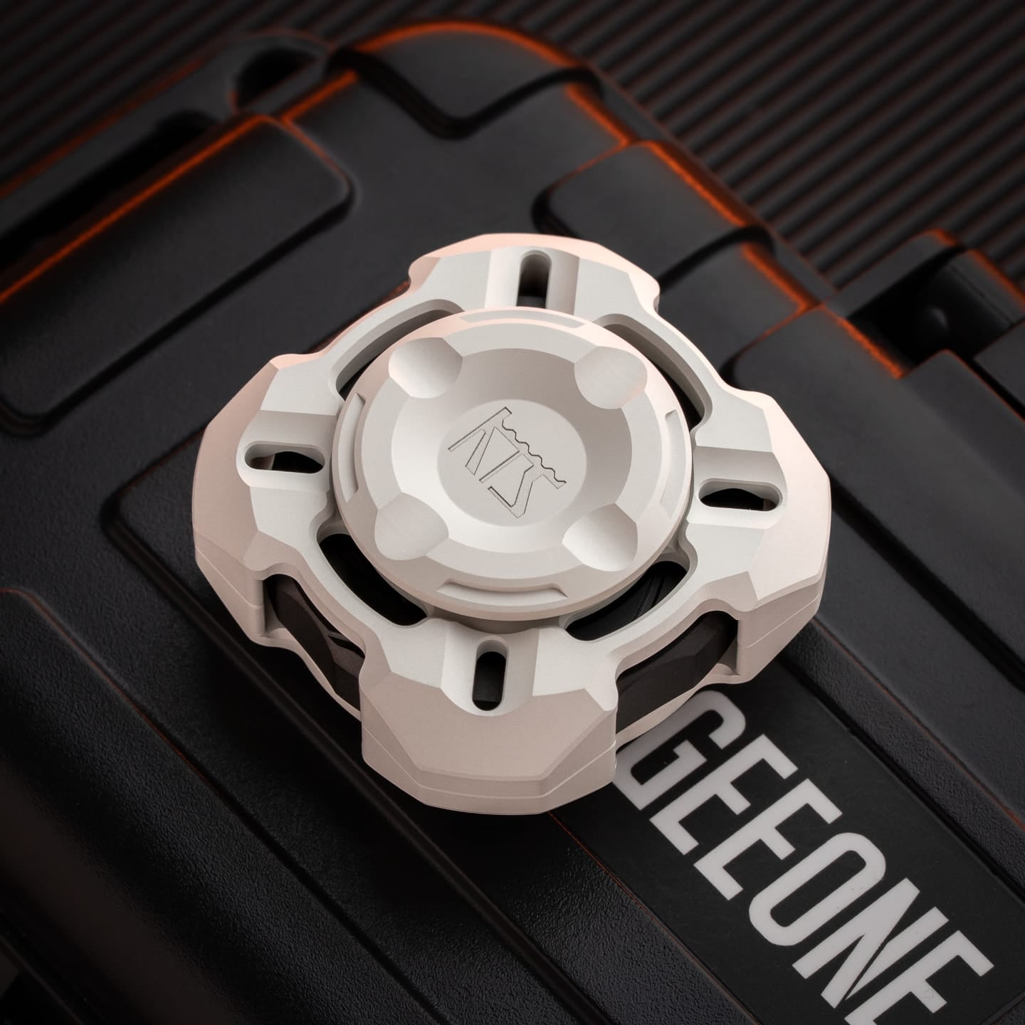 KTS Fidget Spinner M4 Tenon Mini Spinner Aluminum/Stainless Steel-white