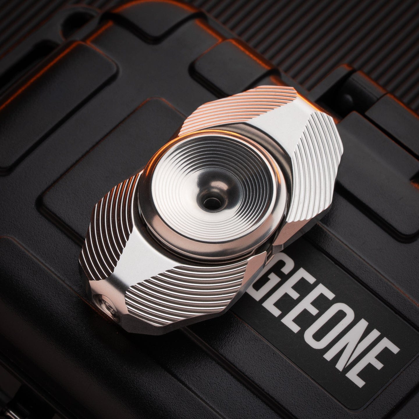 LARK EDC 只禁优惠代码 Open Armor Fidget Spinner-Worm Hole Stainless Steel