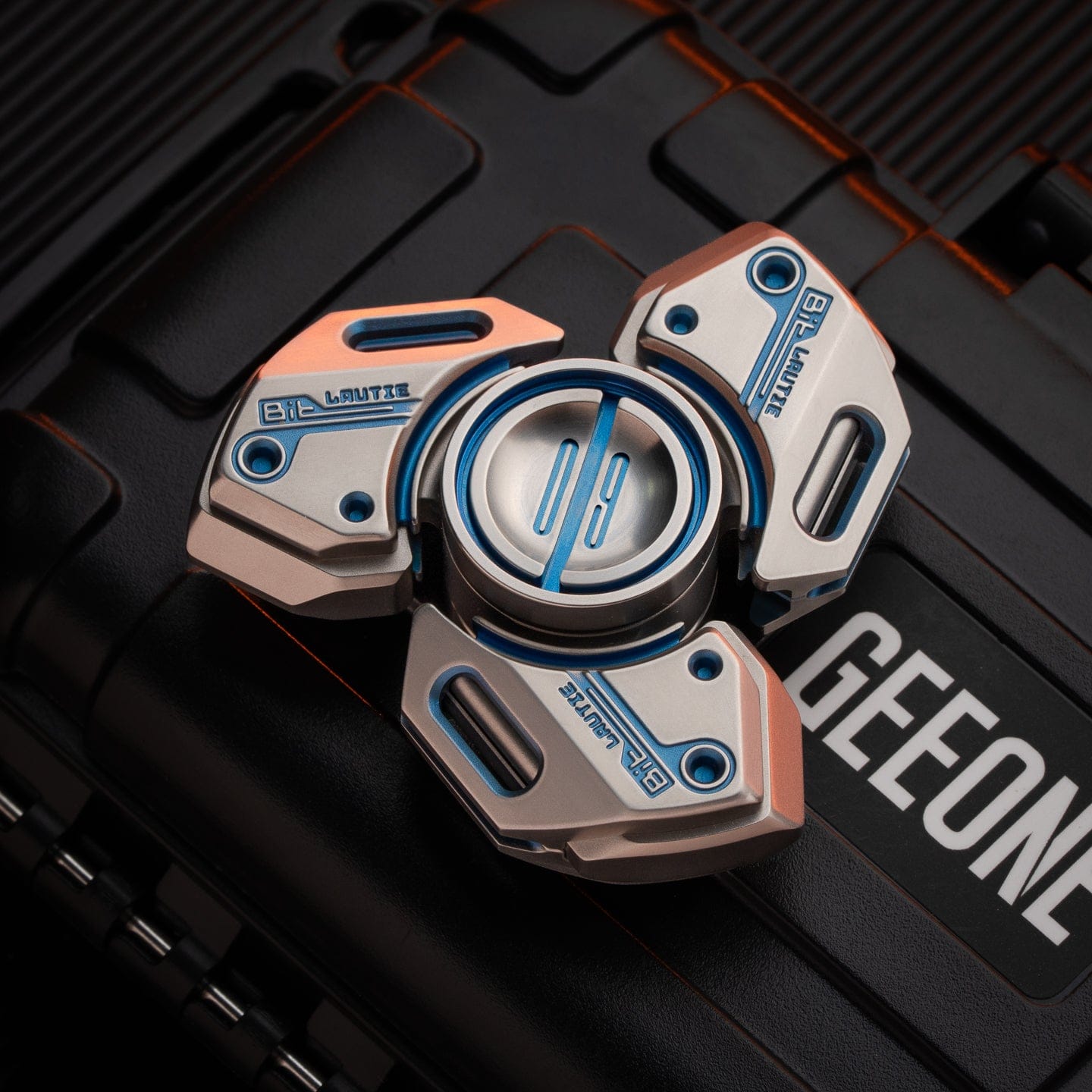 LAUTIE 只禁优惠代码 Bit-09-Ti Fidget Spinner Titanium Blue