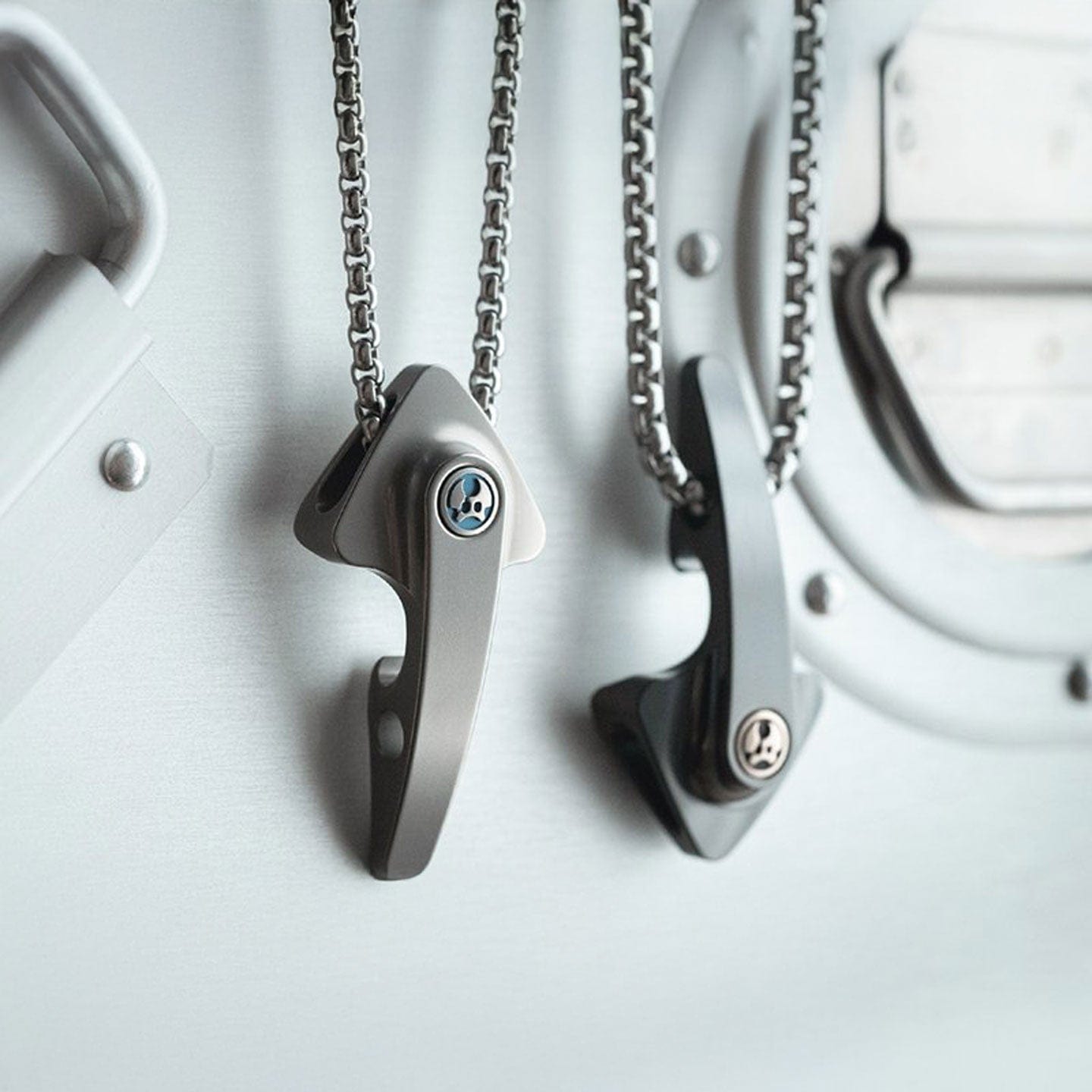 LAUTIE 只禁优惠代码 Pointer Pendant, Portable Bottle Opener