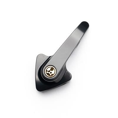 LAUTIE 只禁优惠代码 Pointer Pendant, Portable Bottle Opener Zirconium (ships in 15 days)