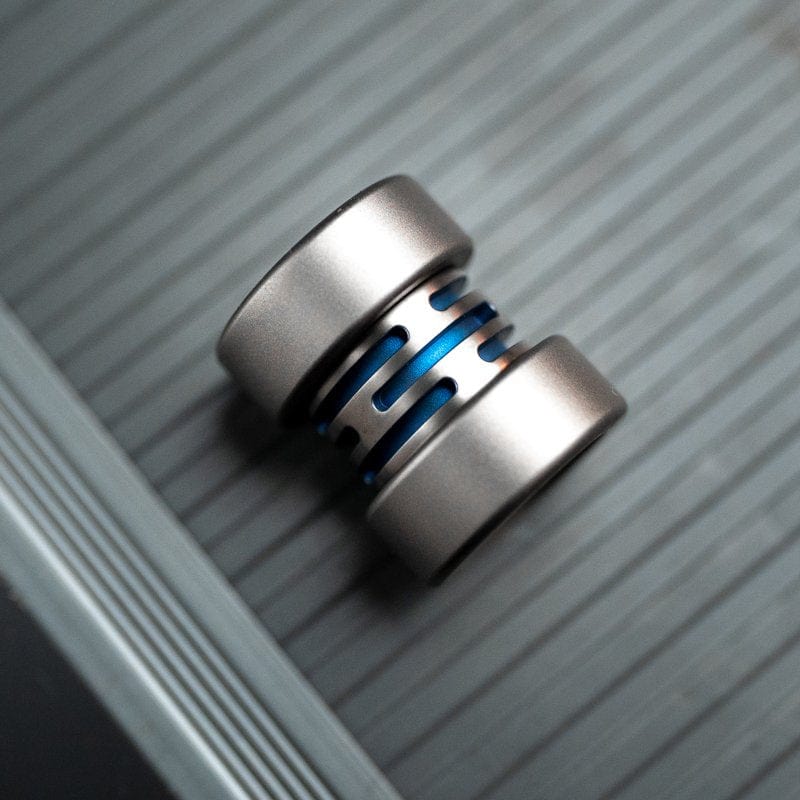 LAUTIE Pendants “Capacitor” Lanyard Bead Titanium-blue