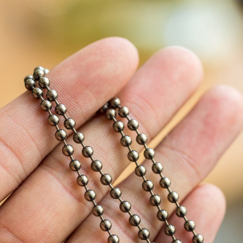 LAUTIE Pendants Warrior Monk Metal Dice Titanium bead chain (Silver)
