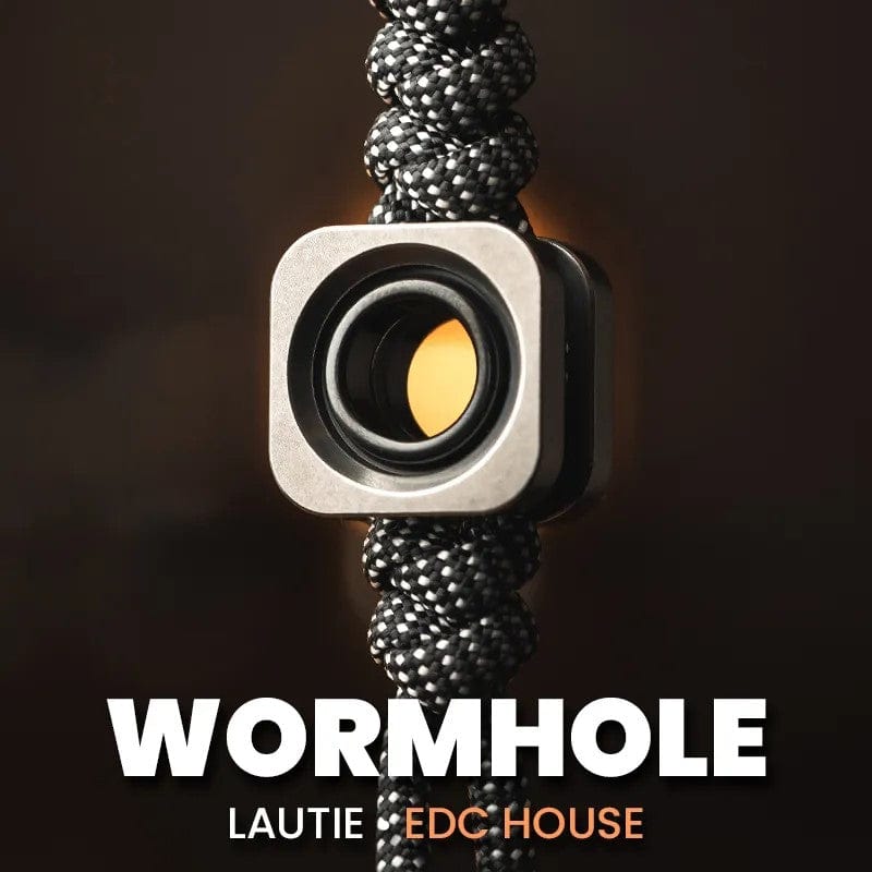 LAUTIE Pendants “Wormhole” Pendant