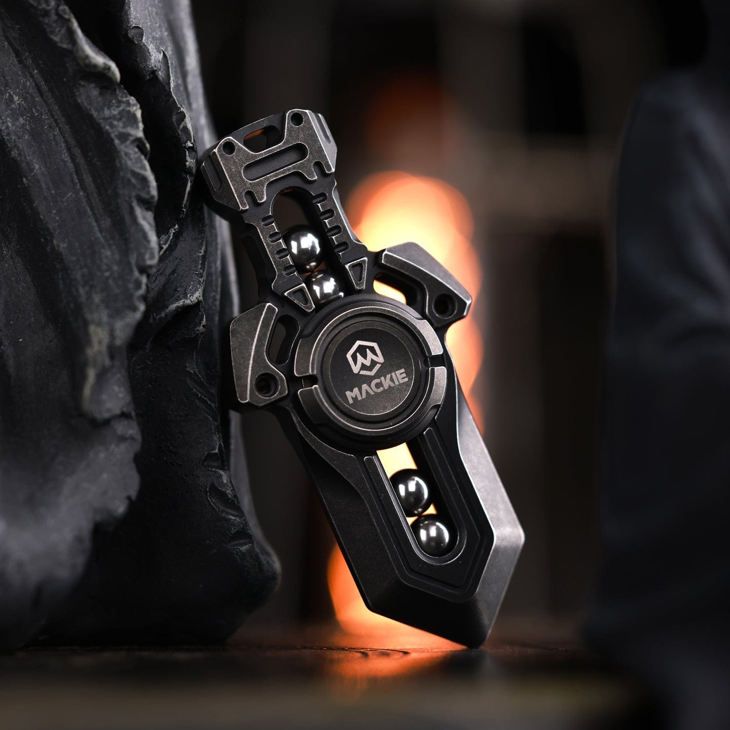 MACKIE 只禁优惠代码 Galatine Mini Distress Stainless Steel