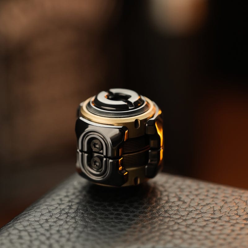 MUYI Pendants SHAKE Zirconium/Brass(ships in 125 days)