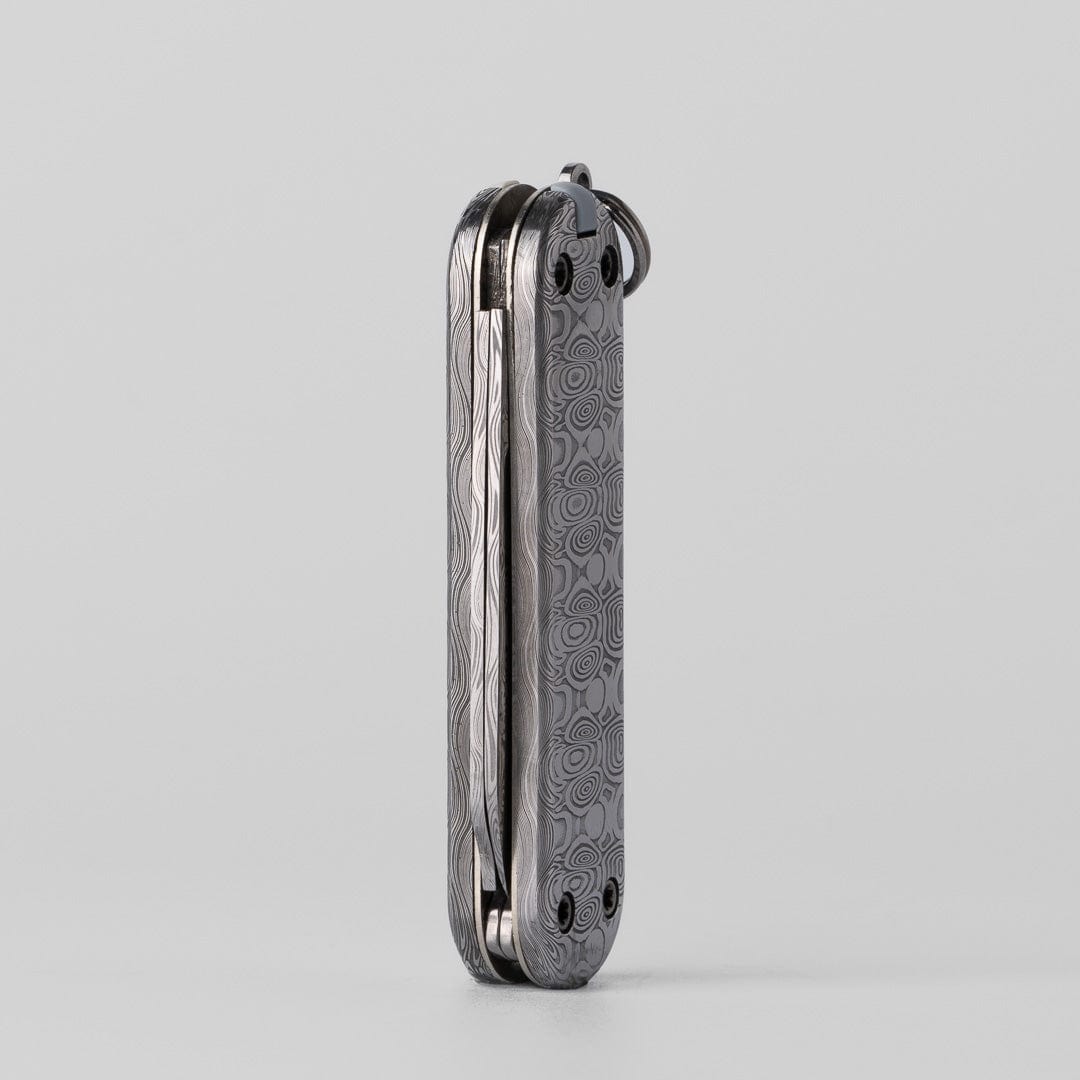 New Play Multi Tool 58 Swiss Army Knife BlueTongue Damascus