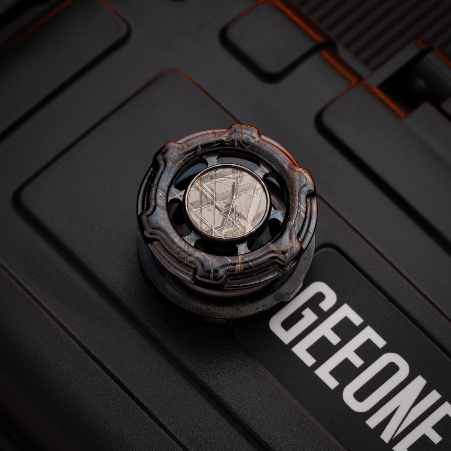 One realm 只禁优惠代码 Hexagram Spinner Buttons Blackened Zirconium-Laser engraving