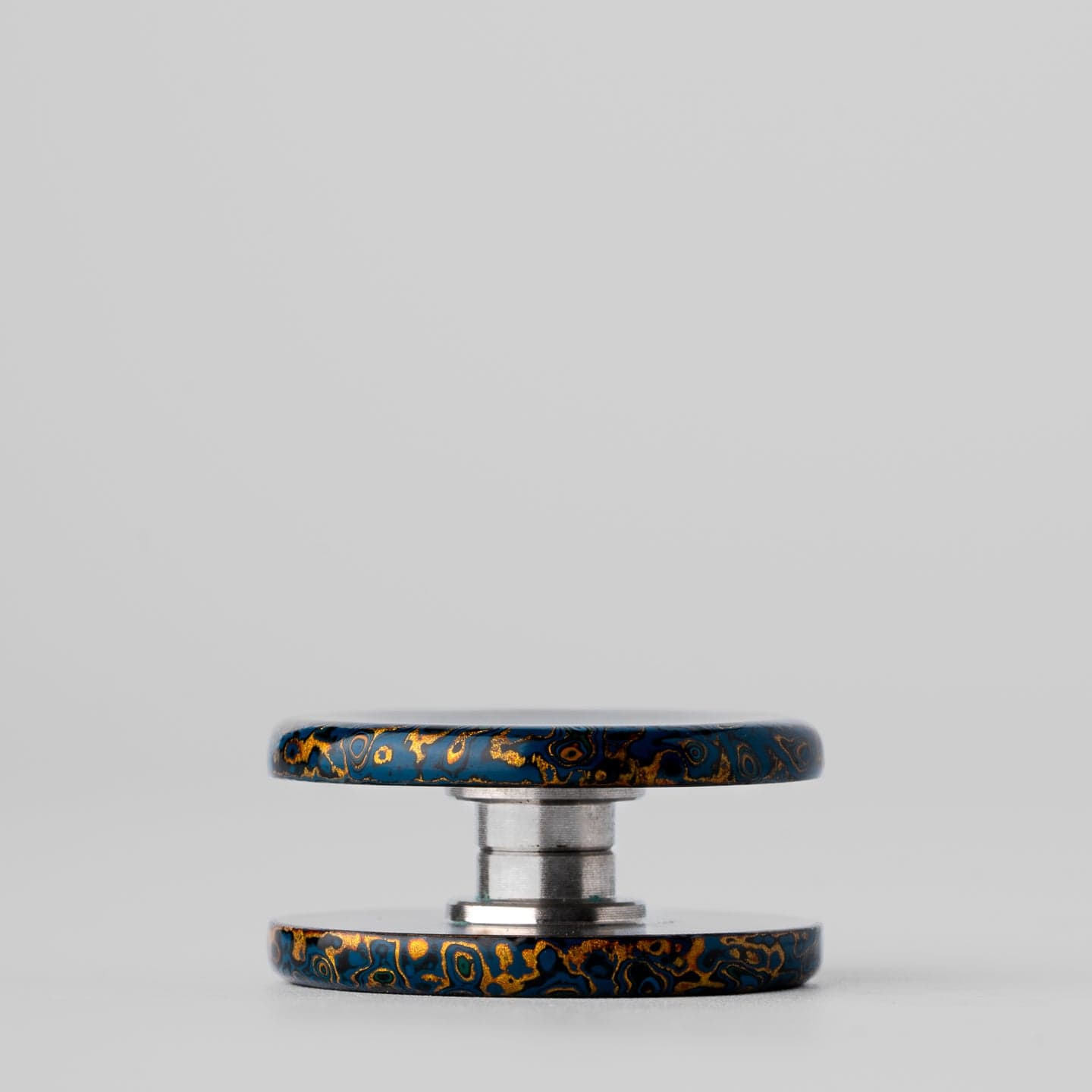 One realm 只禁优惠代码 Lacquer Spinner Buttons