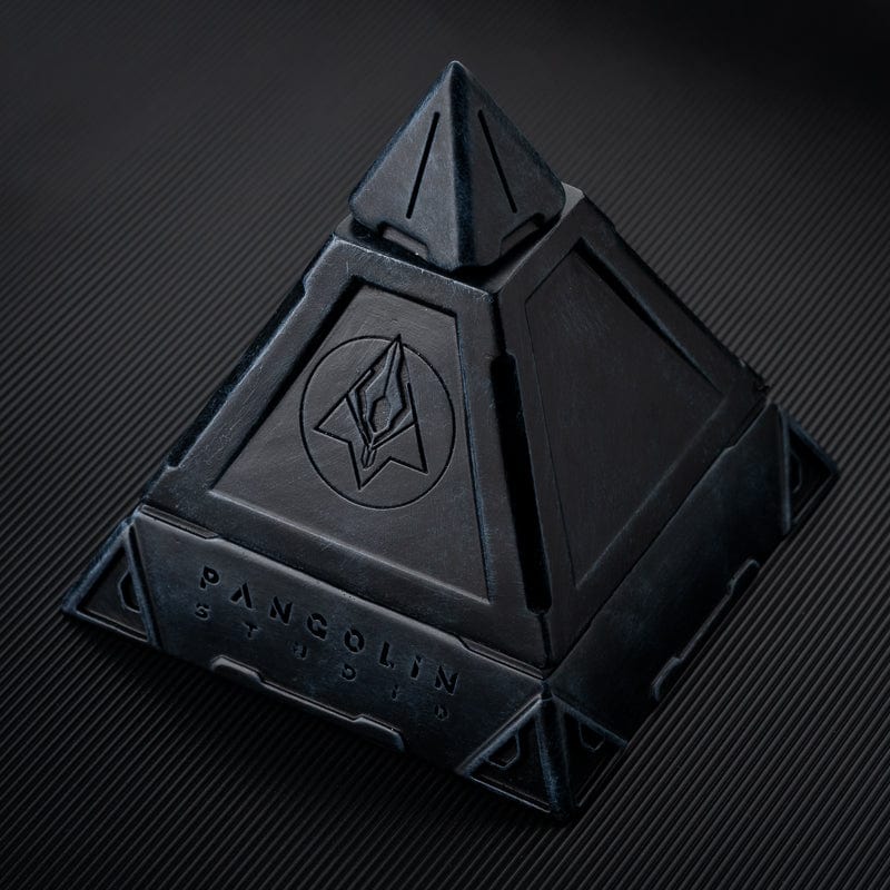 PANGOLIN 只禁优惠代码 Pyramid Spinner Stand Resin+SS