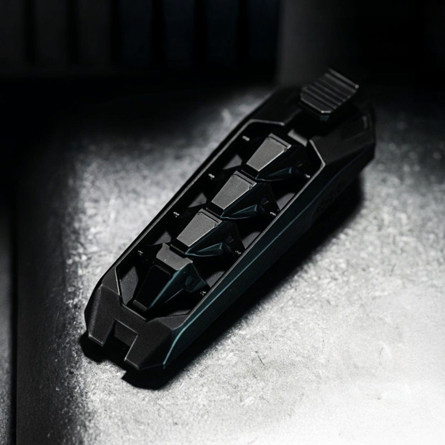 Proxy EDC 只禁优惠代码 DRAGON RIDGE Titanium black (ships in 50 days)