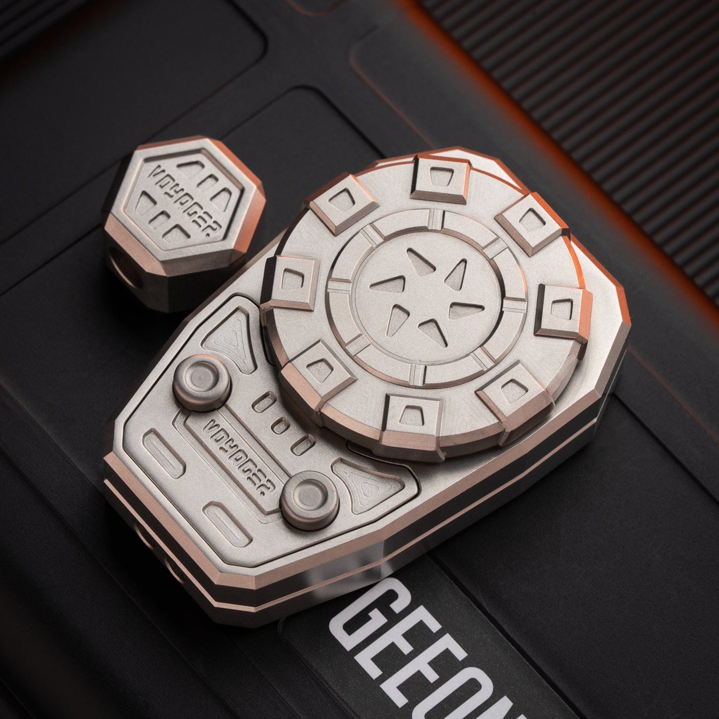 Ryan EDC 只禁优惠代码 Voyager Mechanical Slider Stonewashed Titanium