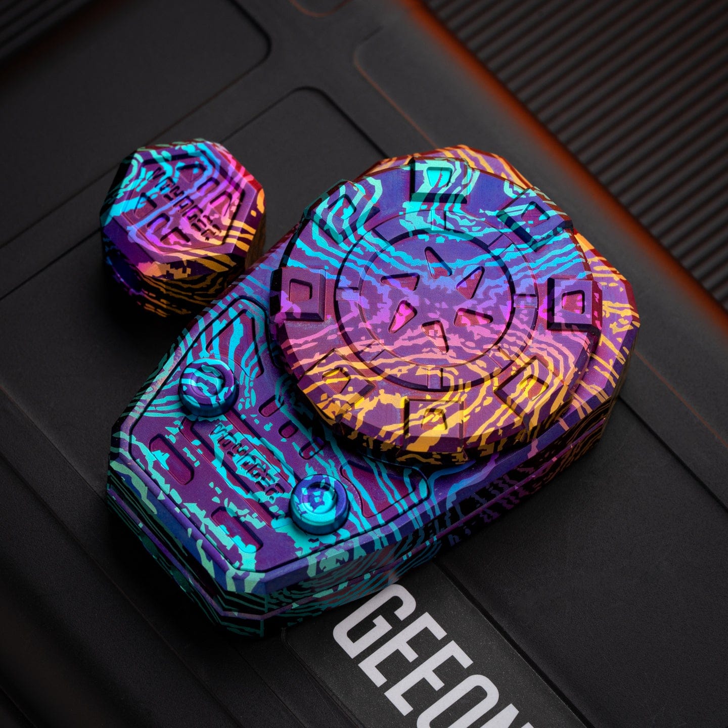 Ryan EDC 只禁优惠代码 Voyager Mechanical Slider Titanium