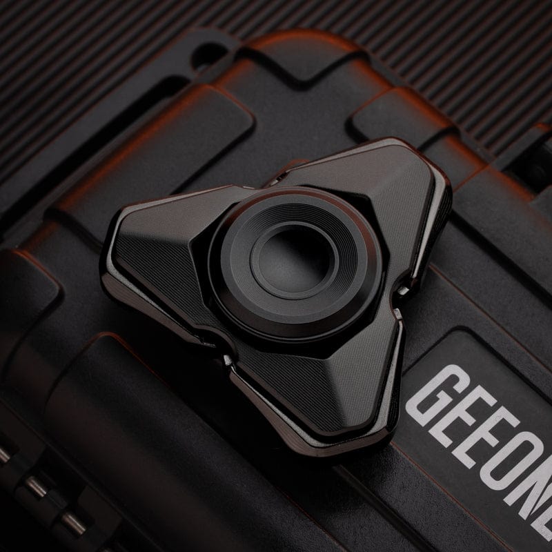 S-ONE Fidget Spinner SUAN Q Ti-black ripples (black shells)