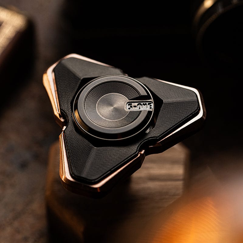 S-ONE Fidget Spinner SUAN Q Ti-black ripples (ships in 30 days)