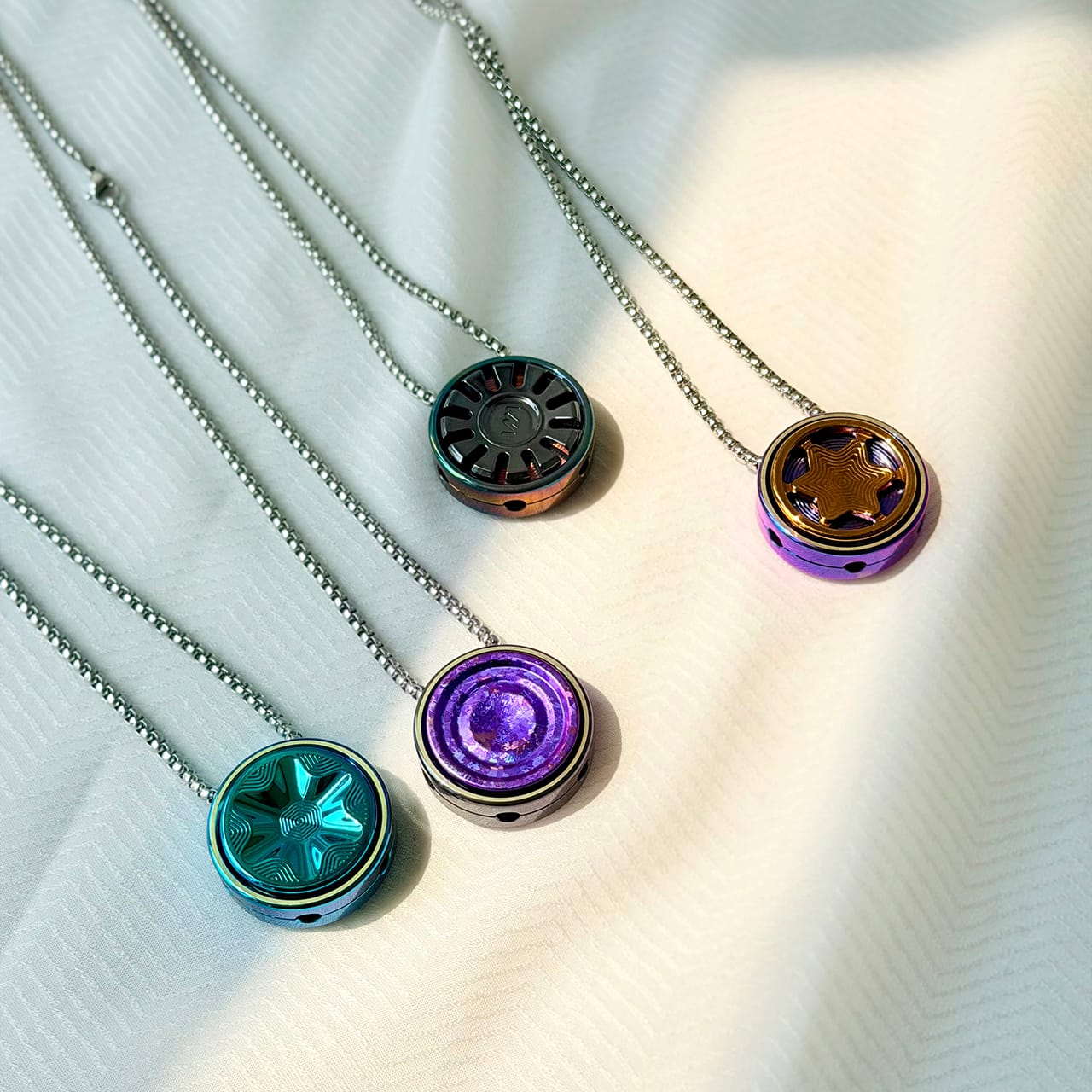 WM EDC 只禁优惠代码 Novo Buttons Necklace