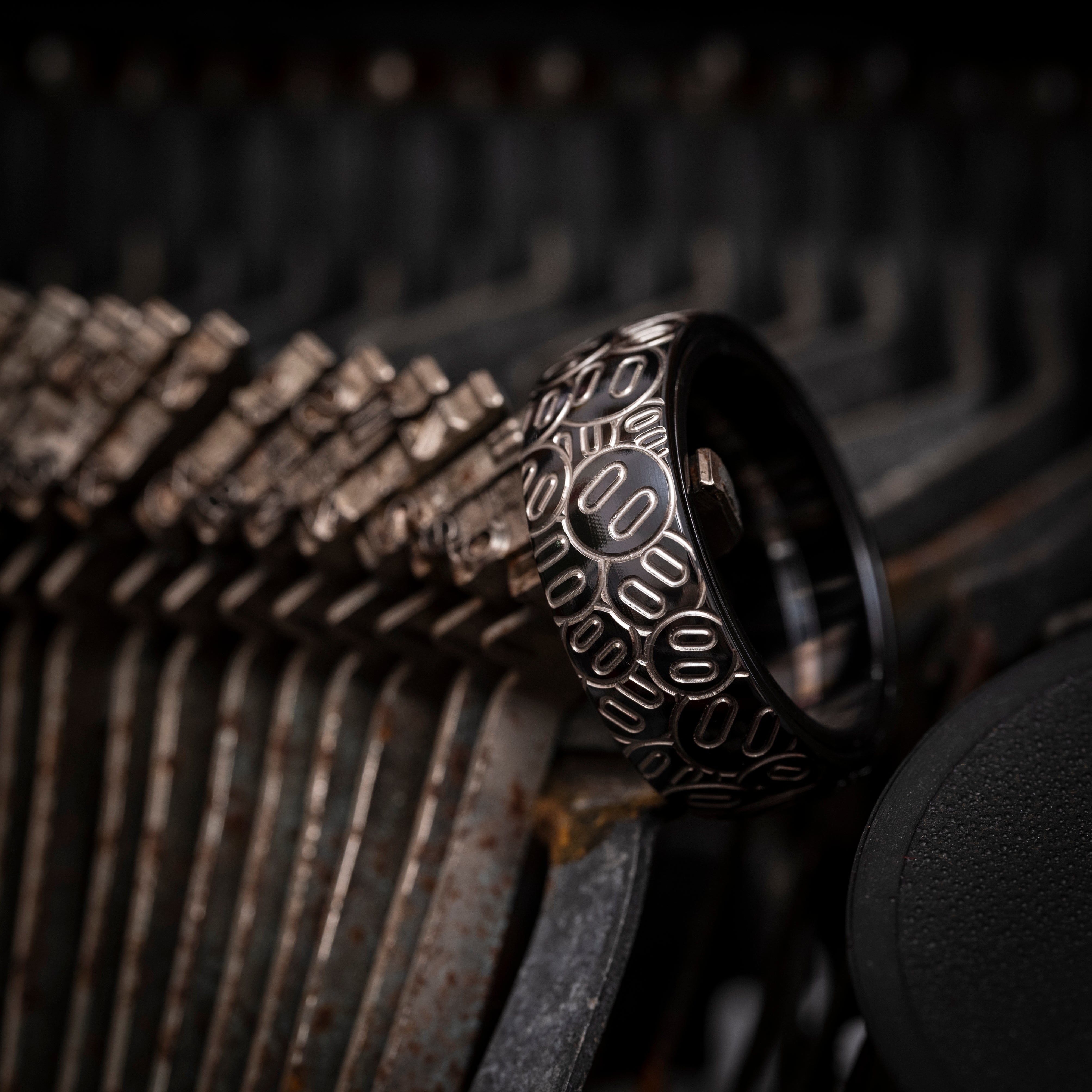 YEDC Fidget Slider Pig Ring