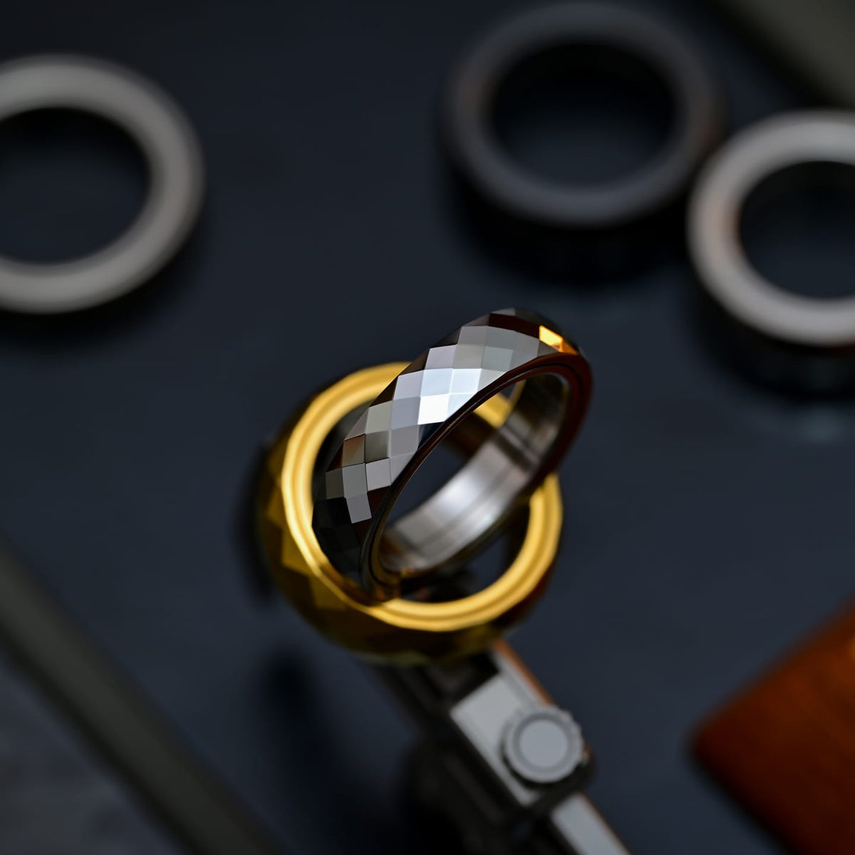 YEDC Fidget Slider Pig Ring-ZHUAN YUN-Ceramic Tungsten/Stainless Steel / #18