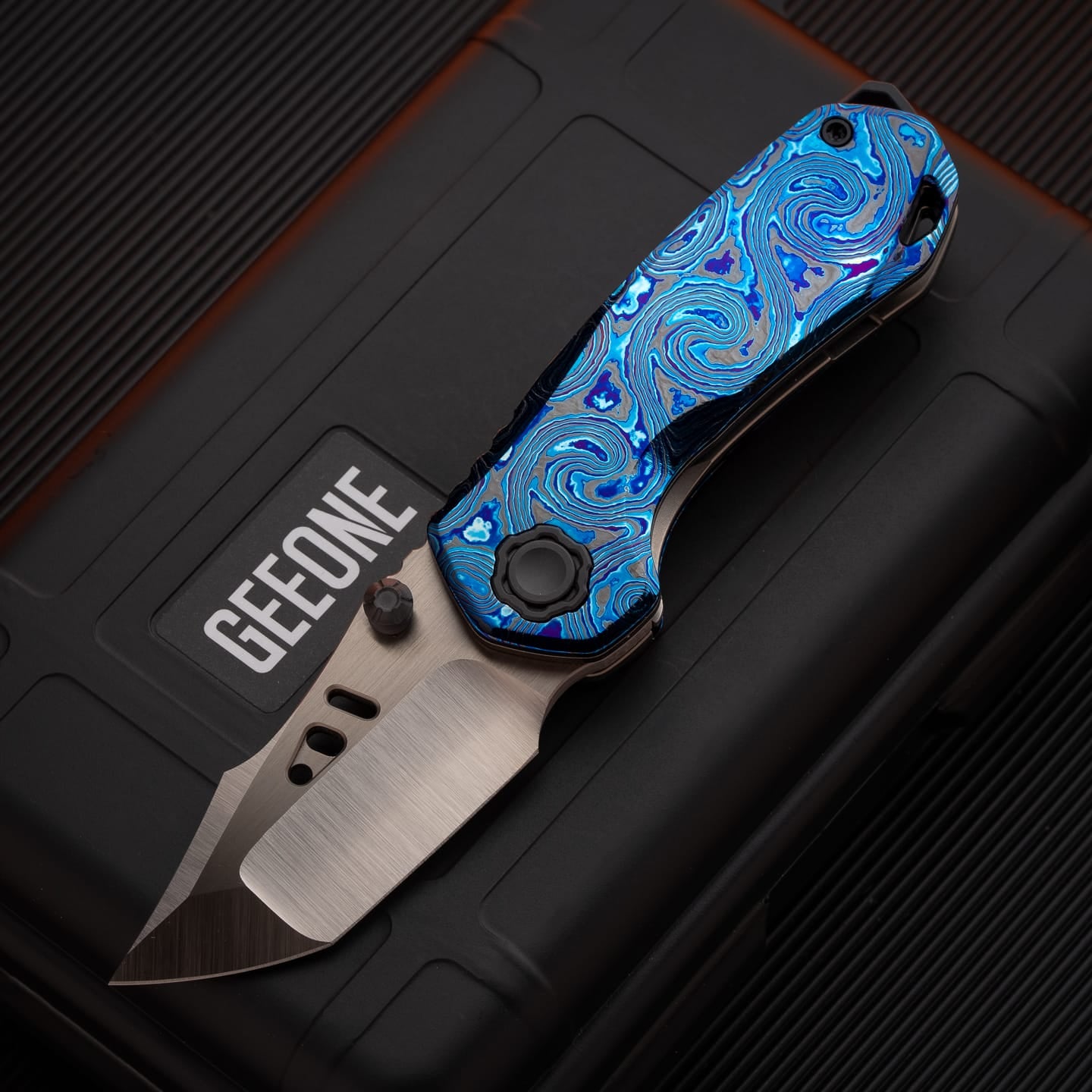 42.COSMO 只禁优惠代码 Baby Teeth Zircuti/M390