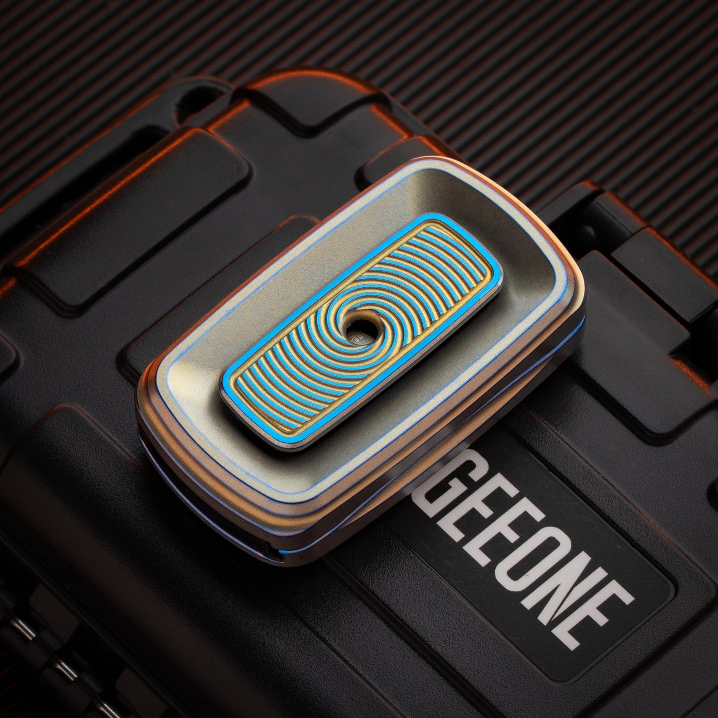 AMMO Fidget Slider Wormhole Slider Titanium-anodized gold