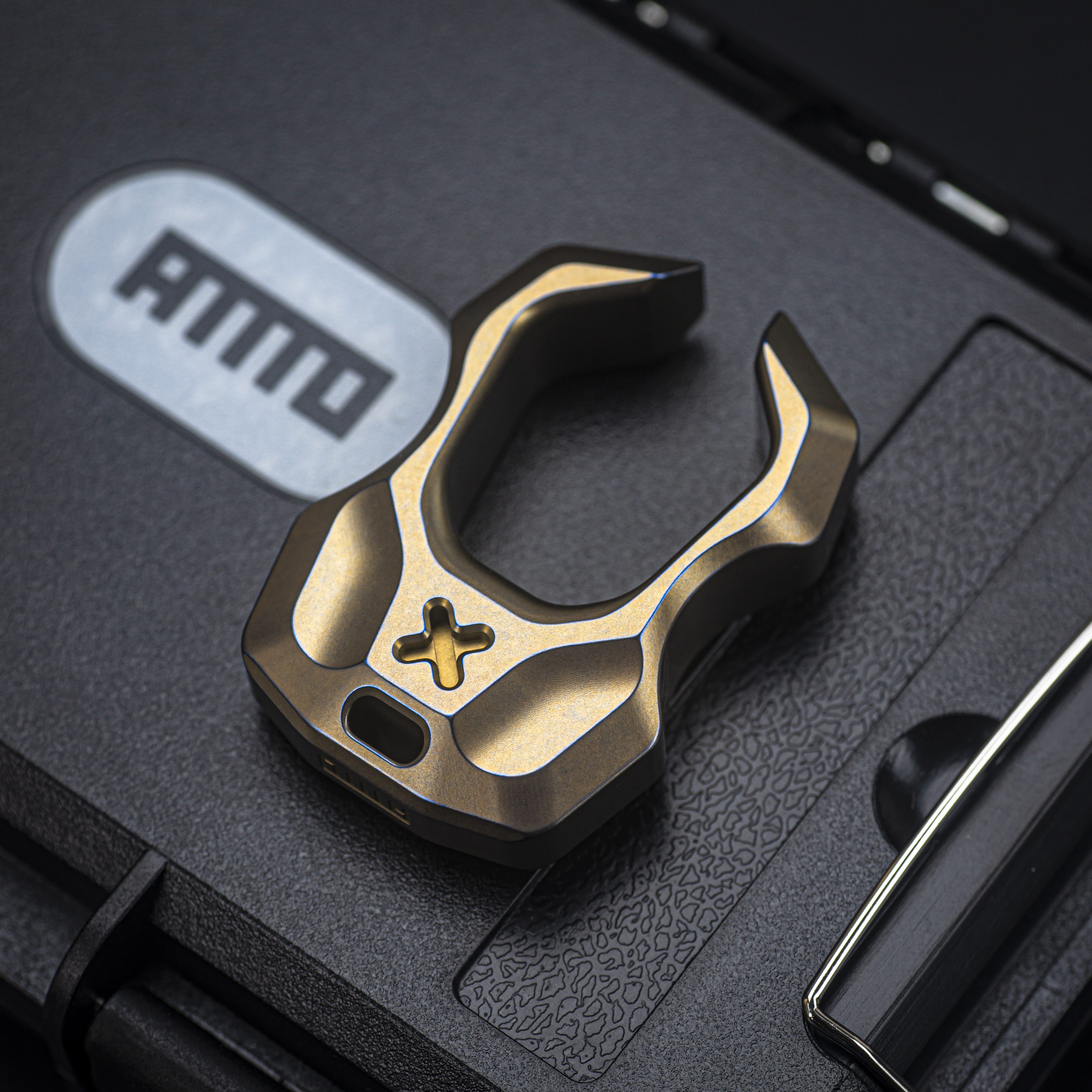 AMMO Multi Tool SINGULARITY Titanium (TC21) Gold Anodized
