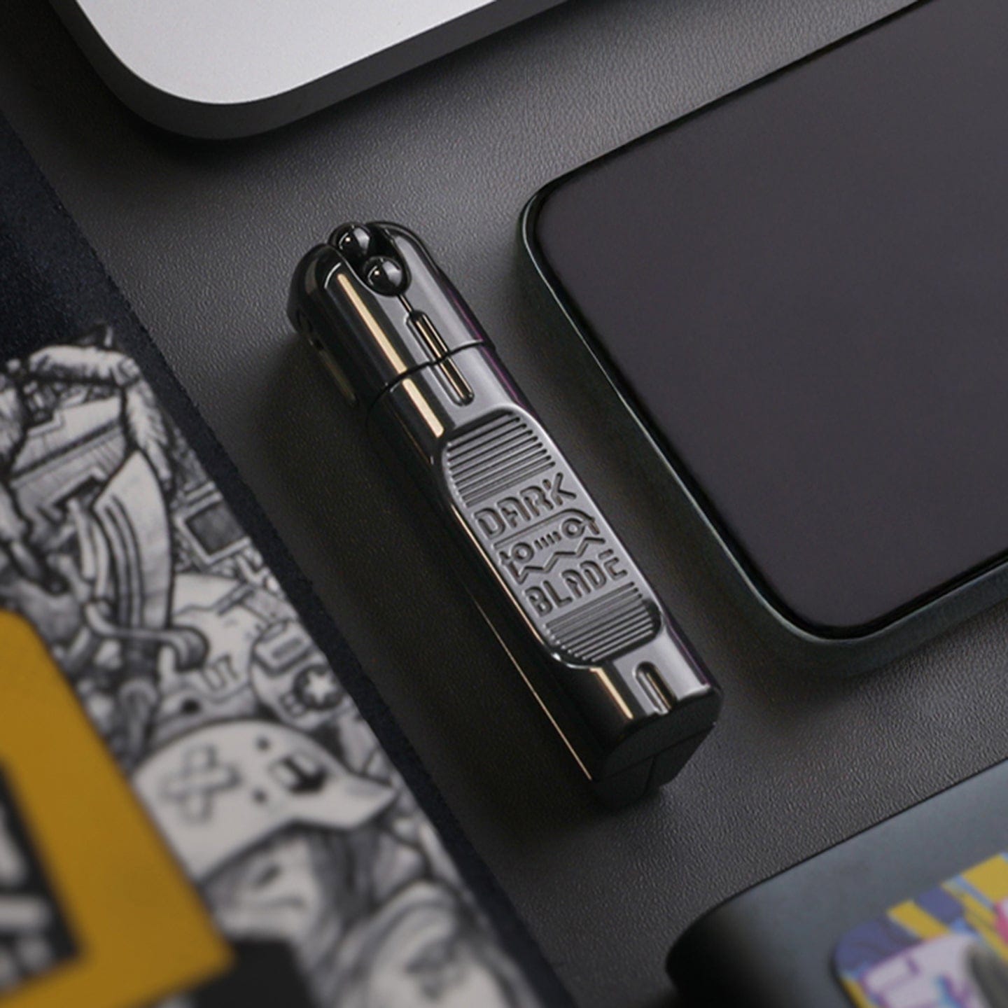 Basement Director 只禁优惠代码 Dark Blade Slider Polished Zirconium-black