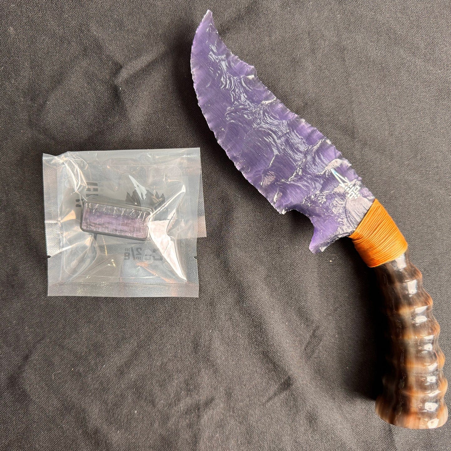 DCM 禁店铺满减及优惠代码 Joyous Hunting Knife Zirconium/purple Chrysoberyl  slider+purple Chrysoberyl  hunting knife
