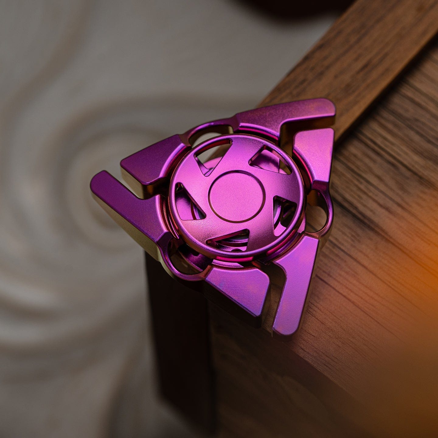 dp EDC 只禁优惠代码 Rift Zirconium Violet