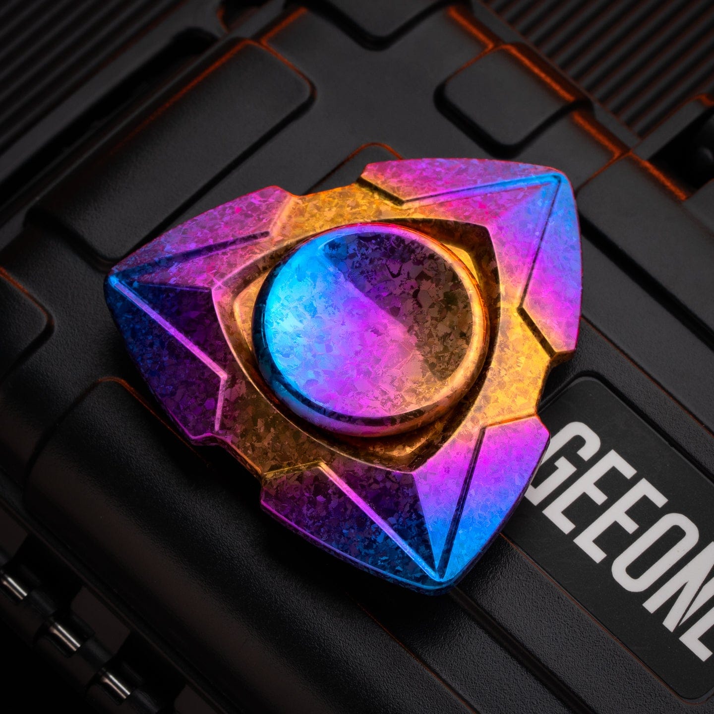 Element edc 只禁优惠代码 Pulsar Spinner Crystal Titanium