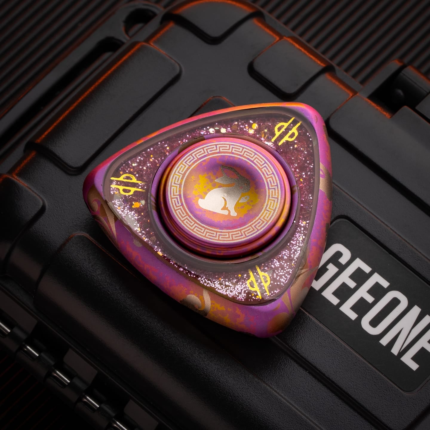 Fatboy 只禁优惠代码 Ditto Titanium Anodized Engraved - Rabbit