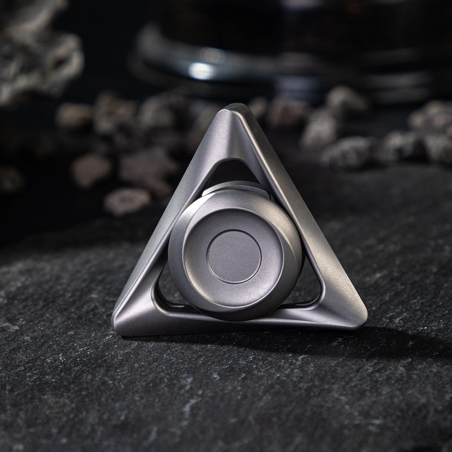 FM Studio 只禁优惠代码 Retroloop Spinner Blasted Titanium