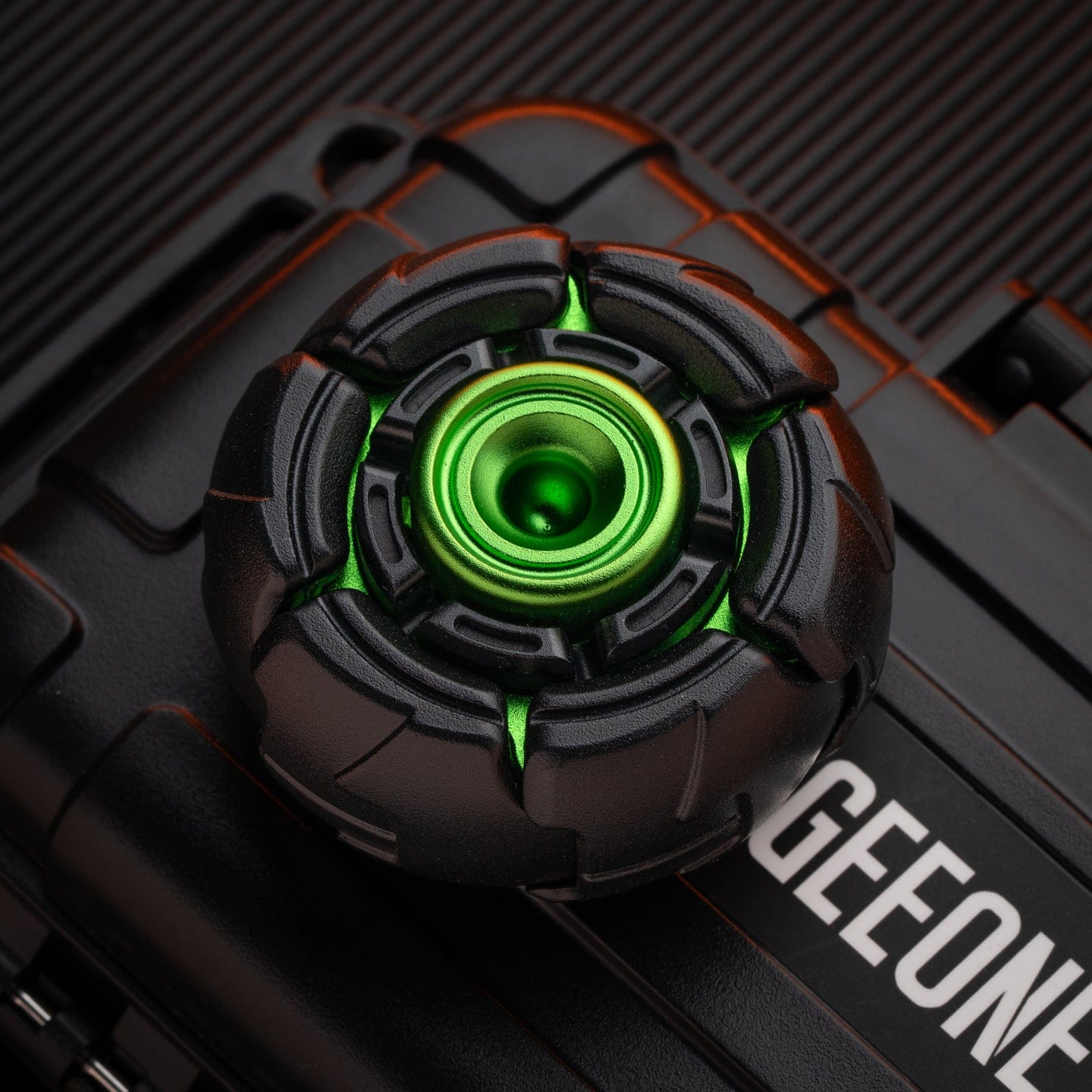 GoBiggeR Fidget Spinner Fidget Spread (Pillbug Youth) Pillbug Youth / black green