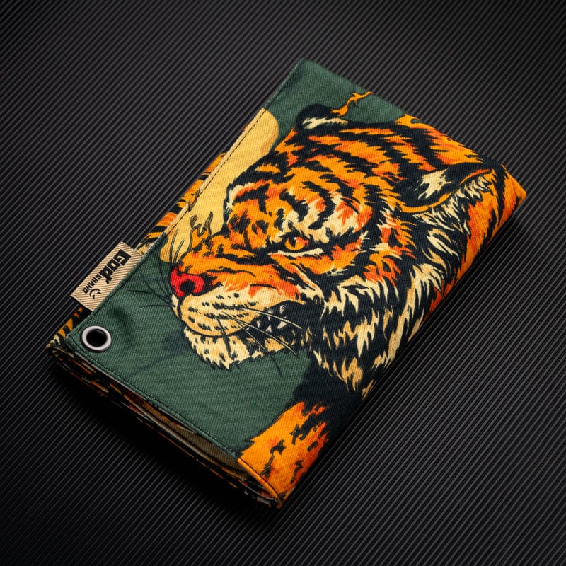 God's hand Other Tiger Knife Kerchief Pashm