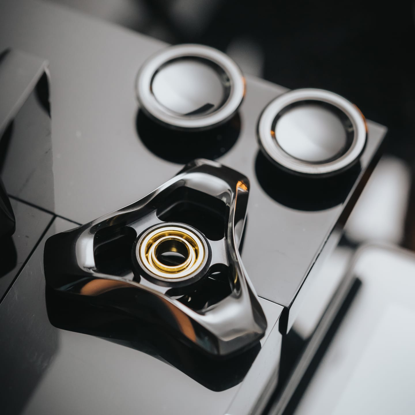 Hand Pois Fidget Spinner Liquid Air