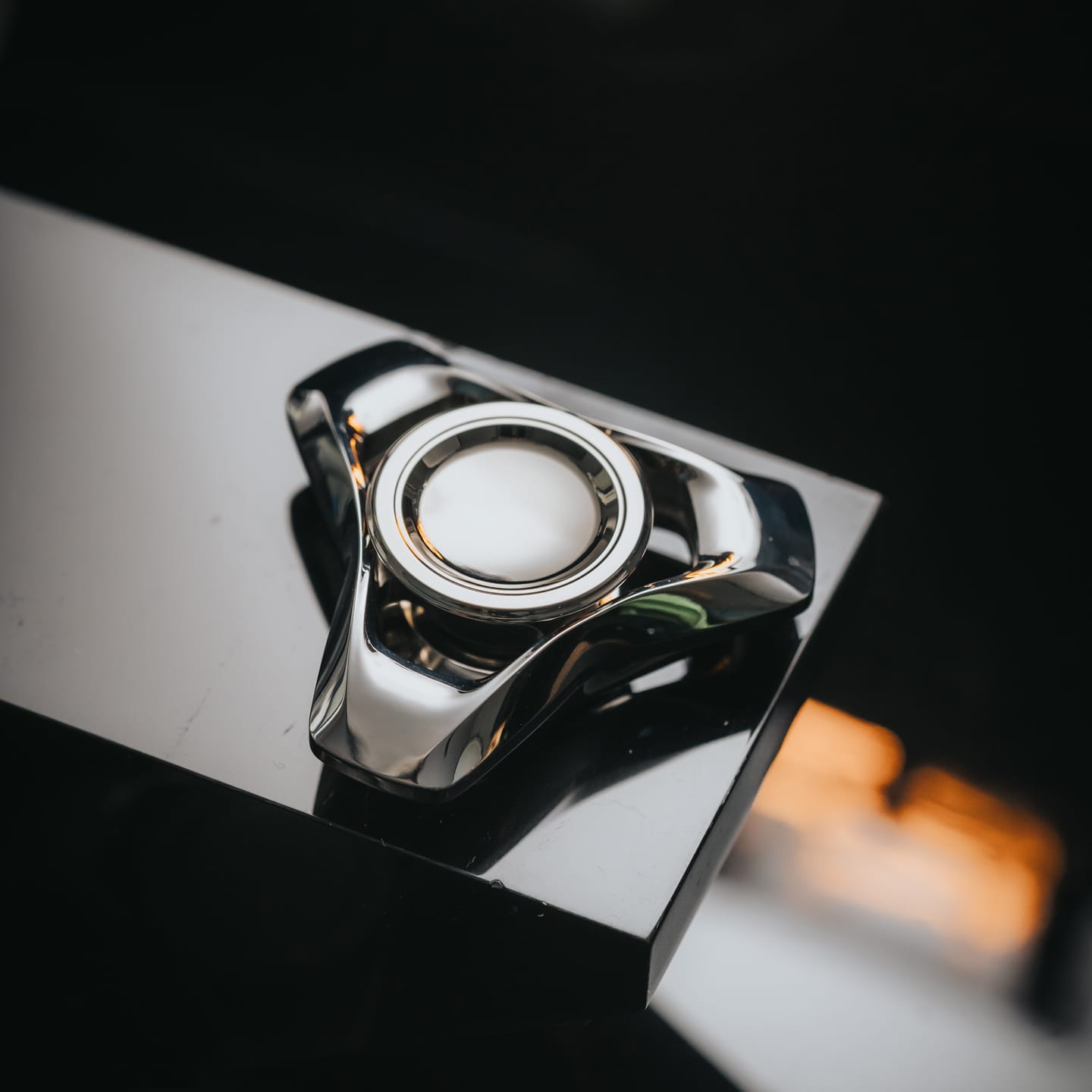 Hand Pois Fidget Spinner Liquid Air Polished Stainless Steel