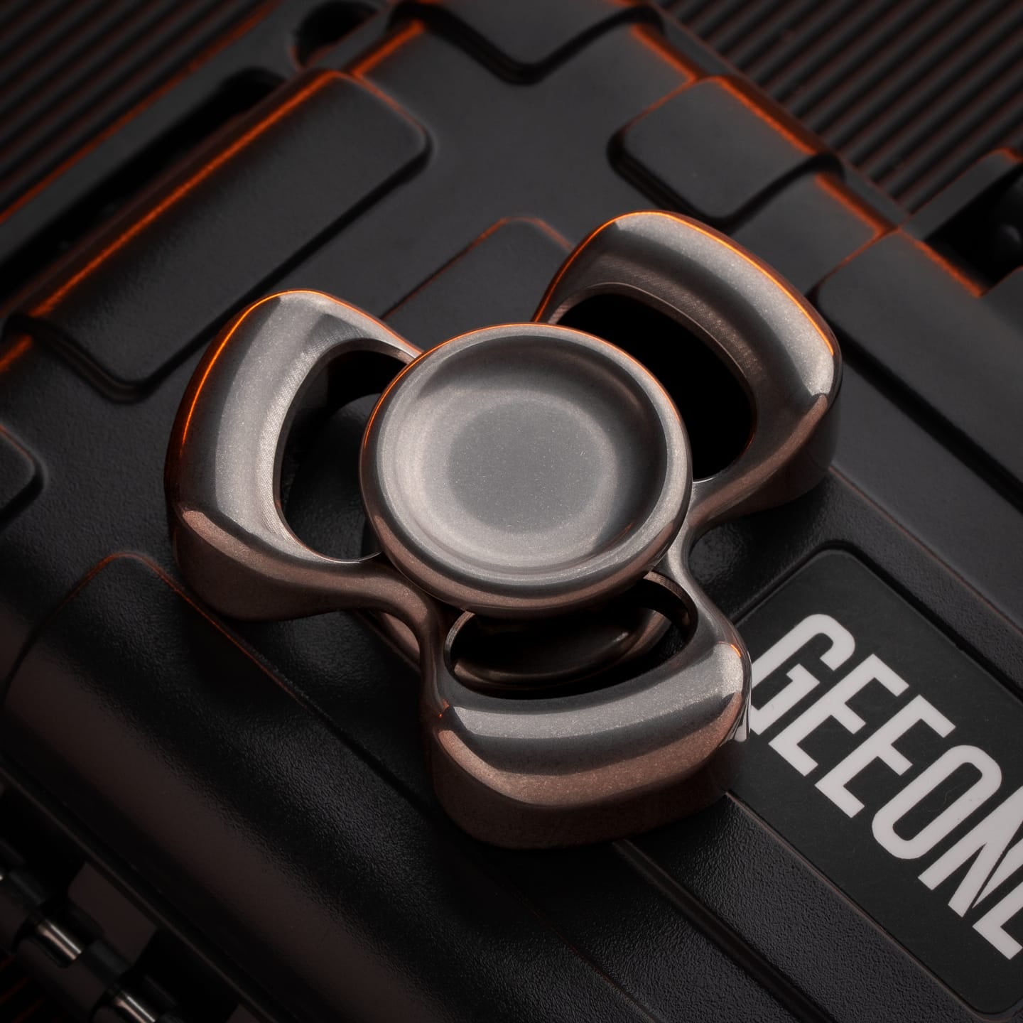 KINETICS ASIA PACIFIC EDC 禁店铺满减及优惠代码 Horizon Black Stonewashed Stainless Steel