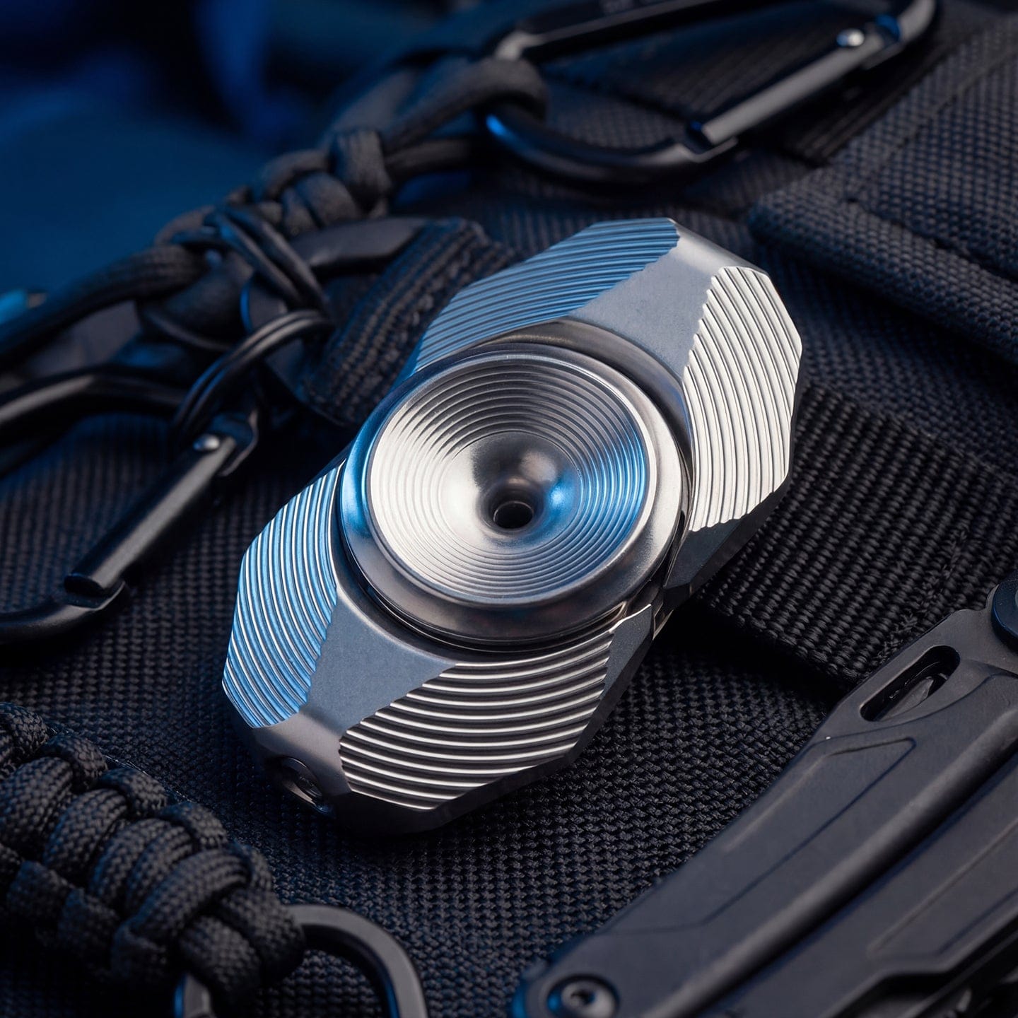 LARK EDC 只禁优惠代码 Open Armor Fidget Spinner-Worm Hole